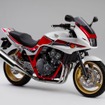 CB400 SUPER BOL D'OR Special Edition（パールサンビームホワイト）