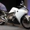 ホンダ 熊本製作所で生産される VFR1200F