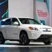 RAV4 EV（ロサンゼルスモーターショー10）はテスラが開発に協力