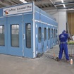 デュポンの次世代水性塗料、クロマックスプロを使用する岩手スバル自動車