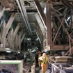 シールドマシン下部、前方から後方を見る