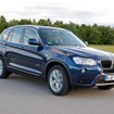 今秋から2.0リットル直列4気筒ガソリンターボのxドライブ20iグレードが加わる欧州仕様のBMW X3