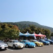 本部テント前のアルピーヌA110やA310。