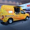 日産 NV2500 ハイルーフをベースにした移動販売車、「ザ・グリルド・チーズ・トラック」仕様（ロサンゼルスモーターショー11）
