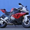 BMW S1000RRをフルモデルチェンジ---高感度のレスポンス