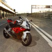 BMW S1000RRをフルモデルチェンジ---高感度のレスポンス