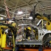 GMローズタウン工場（オハイオ州）。車はシボレー・クルーズ。