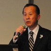 発表会で登壇した日本ミシュランタイヤの内野真澄執行役員