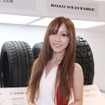 クムホタイヤ コンパニオン（東京オートサロン12）