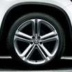 VW ティグアン Rライン 専用スポーツサスペンション/ホイールハウスエクステンション、9J×19アルミホイール