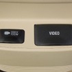 AC100V電源の容量は先代アルファードHV、現行エスティマHVの1500Wではなく、100Wまで。