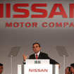 日産株主総会、2時間55分の長丁場を1人で乗り切る