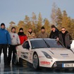 ノキアンタイヤを装着したフィンランドのEV、E-RAによる氷上最高速チャレンジ