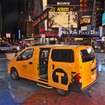 日産NV200バネットの米国ニューヨーク市のイエローキャブ仕様