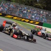 ハミルトン（向かって右。マクラーレン、F1オーストラリアGP）