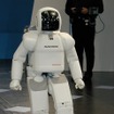 【踊る!! ホンダ】新型ロボット『ASIMO』が見せる未来のクルマ