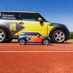 2012ロンドンオリンピックの公式車両に採用されたMINIの4分の1スケールのラジコンカー、mini MINI