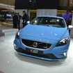 新型ボルボ V40 の Rデザイン（パリモーターショー12）