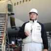 熟練の整備士が細部までチェック！JAL、成田の整備工場を公開