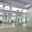 JR博多駅にサイネージシステム導入