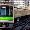 都営新宿線の電車