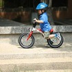 子ども用ステップアップバイク・レンラッドシリーズの12インチモデル