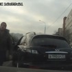 2月20日、ロシアで撮影された交通トラブルの映像