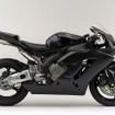 ホンダ、レース専用車発売…モトGPマシンの技術を採用