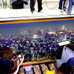 東京スカイツリーの眺望が描かれた車内壁面