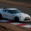 ニュル24時間レースに参戦するGT-R