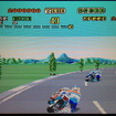1987年にセガからアーケードで発売された体感レースゲーム『スーパーハングオン』の3DS向け移植作です