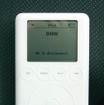 BMWと iPod とをつなぐ、専用アクセサリーキット
