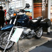 【東京モーターサイクルショー05】写真蔵…大きくなるBMWブース