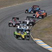 ソノマの激戦は、特に前半、何度もフルコースイエローを呼んだ。写真：IndyCar