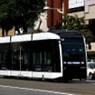 公募により愛称が「ポラリス」に決まった、札幌市電A1200形。