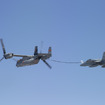 V-22オスプレイの空中給油テスト