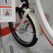 太陽誘電が展示したリアカー一体型電動アシスト三輪車「三輪駆動静香」