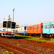 関東鉄道常総線の水海道車両基地。小絹～水海道間のほぼ中間に位置し、近くに駅がない。11月3日の公開イベントでは車両基地直通の臨時列車のほか無料のシャトルバスも水海道駅などから運行される。