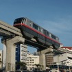 沖縄都市モノレールは沖縄本島のバス4社とともに、2015年度をめどにICカード乗車システムを導入する予定。