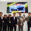 【COTY】“今年のクルマ”はVW ゴルフ…輸入車初の栄冠