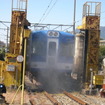 洗車機を使った車両洗浄の様子。「電車まつり」では電車に乗って洗浄機を通過する体験イベントも行われる。