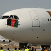 カブールに到着したエミレーツ航空A340-500