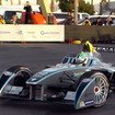 【クアルコム】「Formula e　car」のデモ走行。年内レース開催を目指す