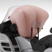 ホンダ、二輪車用エアバッグを開発、世界初