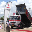 タンザニアで発表した大型トラック「FJ」