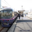 房総半島方面へ向かう列車が発着していた行き止まり式の両国駅3番線ホーム。現在は団体・臨時列車用のホームとなっており、同駅発着の定期列車は運転されていない。
