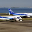 ジャンボ国内線ラストフライト、羽田着。787との並び
