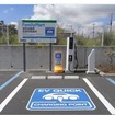 ファミリーマート、全国500店舗にEV・PHEV向け急速充電設備を整備