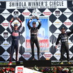 第6戦の表彰式。左から2位レイホール、優勝パワー、3位カナーン。写真：INDYCAR