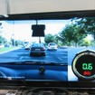 アイウォッチには車間距離を走行速度に応じた時間で表示。相対速度で2.7秒以内に衝突すると判断すると、赤いマークと警告音で警報する